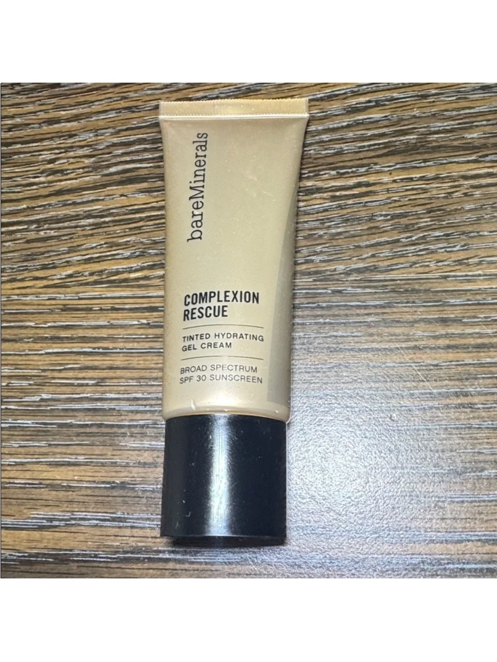 bareMinerals COMPLEXION RESCUE Tinted Moisturizer Hyaluronic Acid Mineral SPF 30